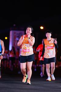 BIB: 28205, 29233
                            <button type="button" onclick="openModal(22923692)" class="btn btn-primary btn-sm float-right btn-popup" data-toggle="modal" data-target=".modal-high-quality">
                        <i class="fas fa-shopping-cart"></i> Add to Cart
                    </button>
                                            <button type="button" onclick="isThisMe(22923692, true)" class="btn btn-success btn-sm float-right btn-popup btn-isme hidden" data-toggle="tooltip" data-placement="bottom" title="นี่คือรูปของคุณใช่ไหม คลิกที่นี่เพื่อเอาเข้าอัลบั้ม">
                        <i class="fas fa-plus"></i> Add to album
                    </button>
                    <button type="button" onclick="isThisMe(22923692, false)" class="btn btn-warning btn-sm float-right btn-popup btn-isnotme hidden">
                        <i class="fas fa-ban"></i> Remove from album
                    </button>